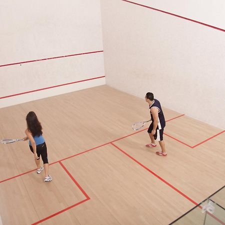 Al Ain Rotana Hotel Съоръжения снимка Squash court